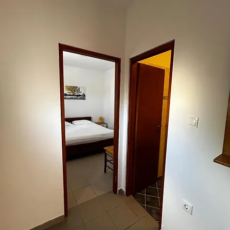 Apartment Cudina *