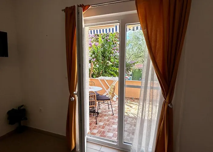 Apartament Cudina *
