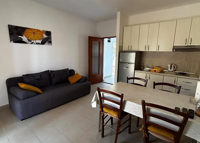 Apartament Cudina